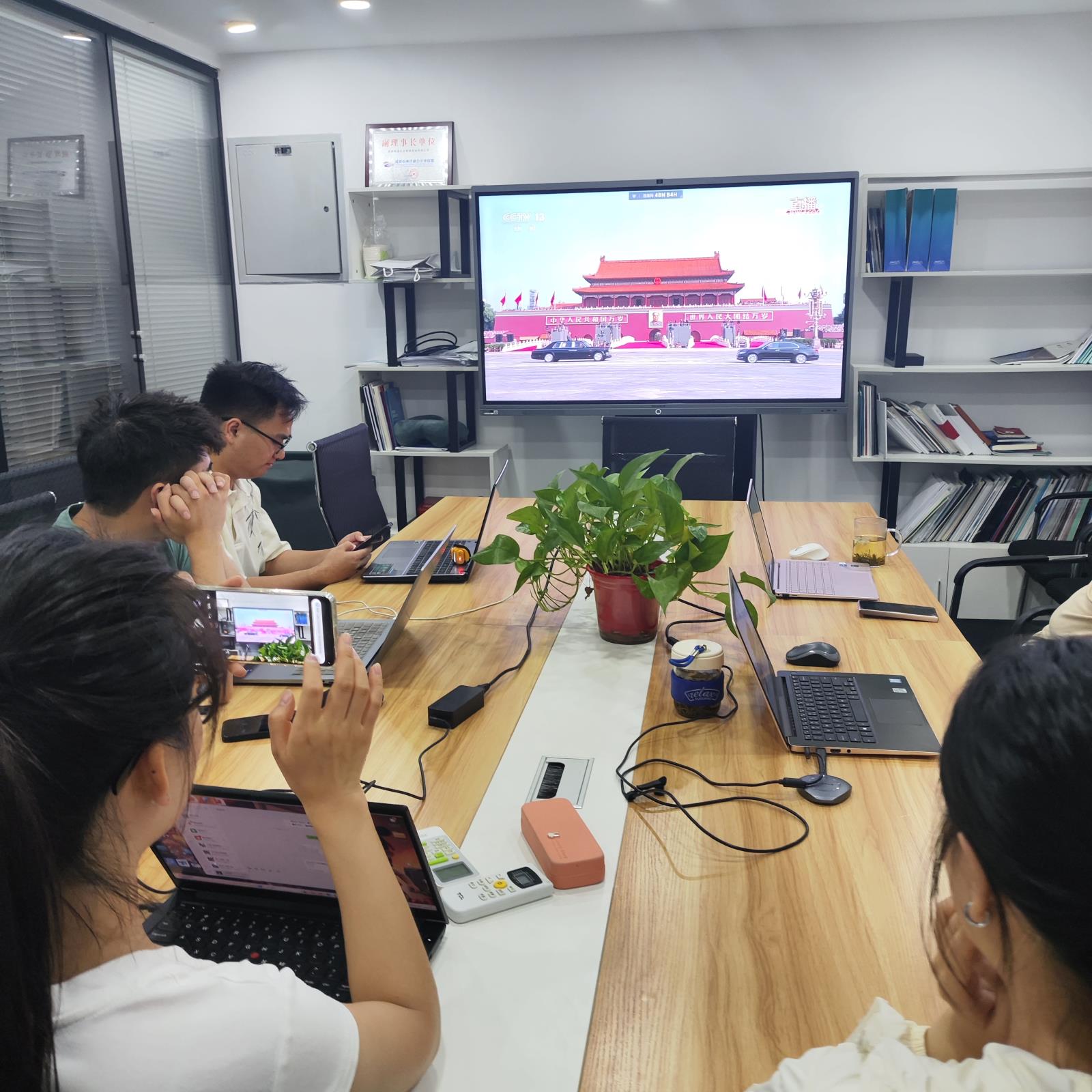 b7245340624e5824d9c8cd6b139c5ef.jpg b7245340624e5824d9c8cd6b139c5ef.jpg